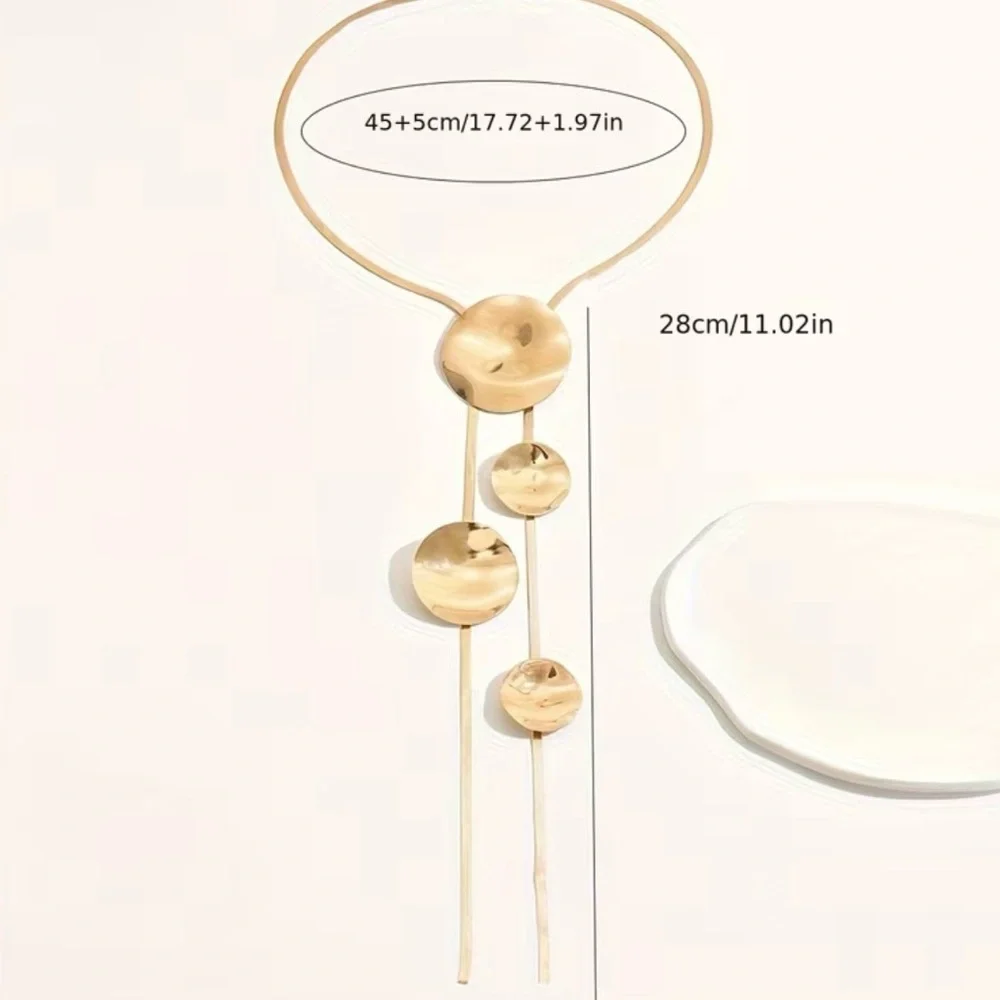 Modern Silver Disc Pendant Lariat Necklace - Picture 3 of 3